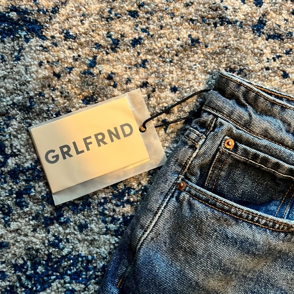 GRLFRND Karolina High Rise Straight Crop in Long Island 28 - Picture 7 of 10